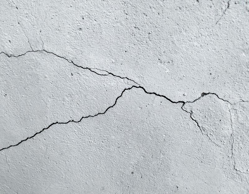 Stucco Cracks Repair Service