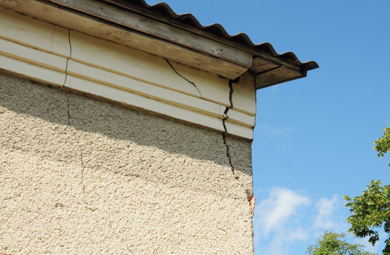 Stucco Cracks Repair Service