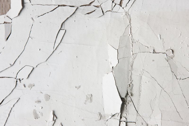 Stucco Cracks Repair Service