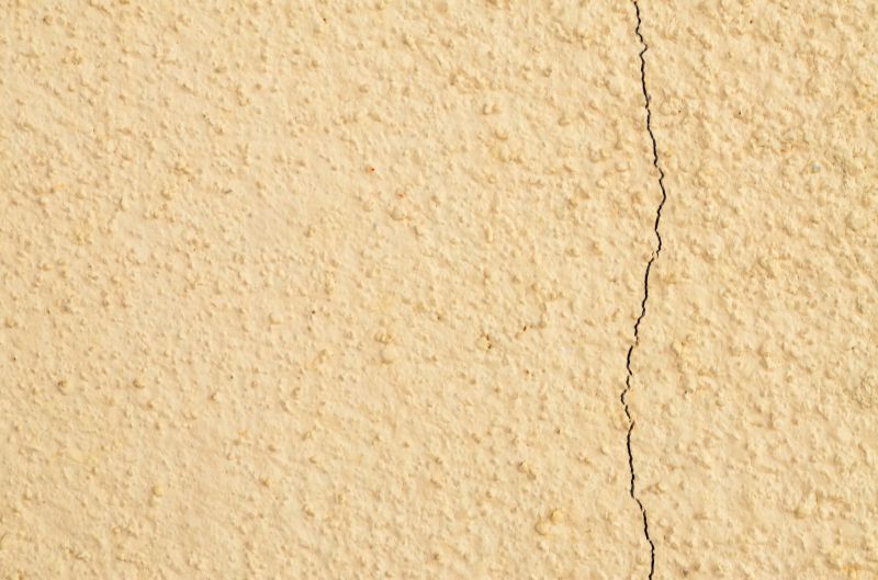Stucco Cracks Repair Service
