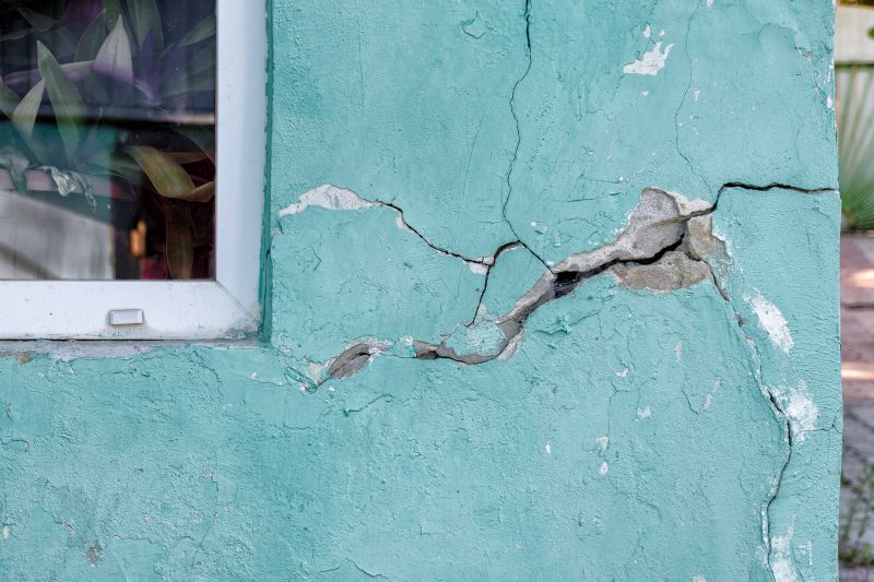 Stucco Cracks Repair Service